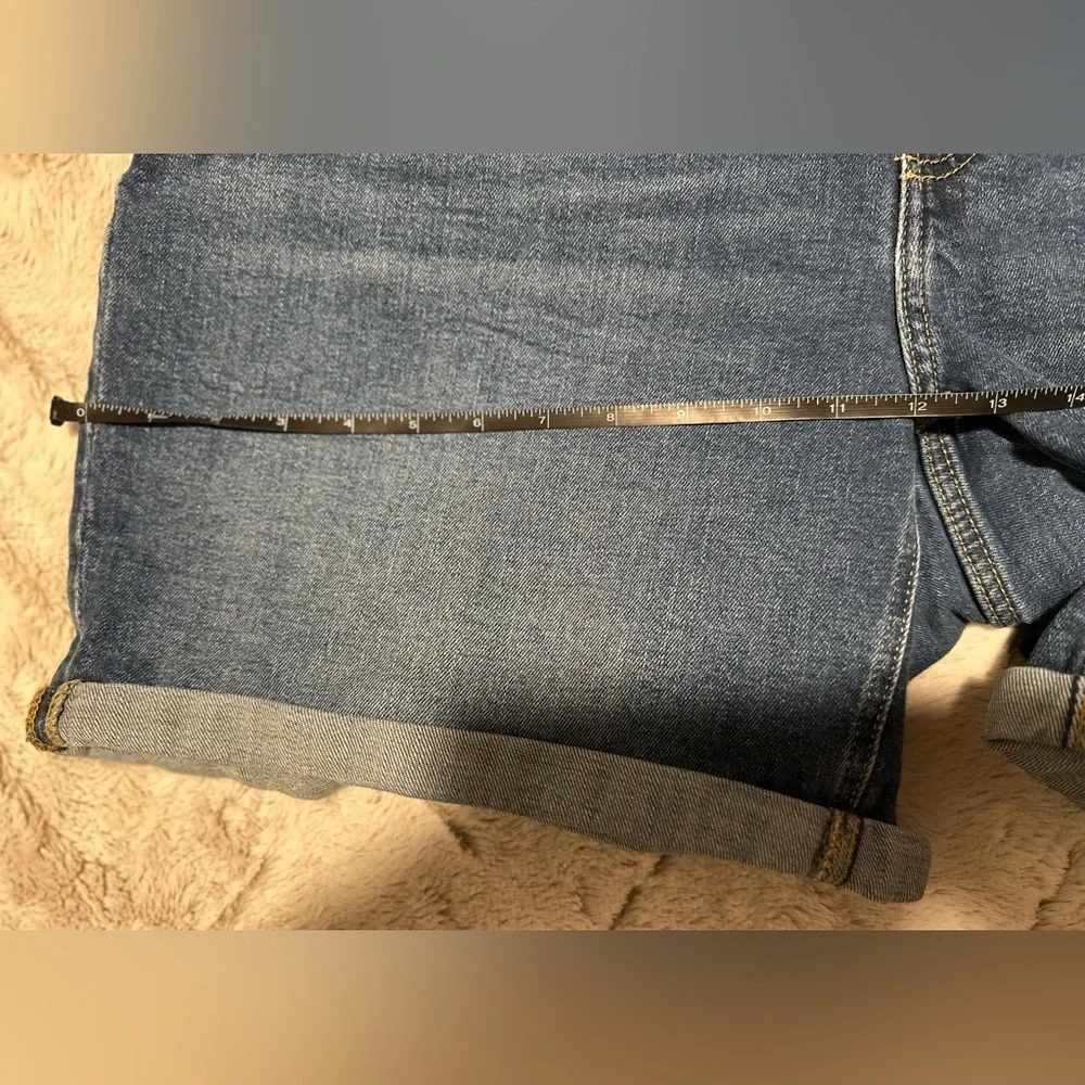 Old Navy Blue Hi-Rise O.G. Straight Cuffed Jean Shorts - Picture 4 of 9